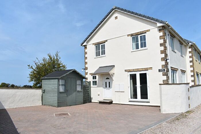3 Bedroom Semi Detached House For Sale In Stamps Lane, Illogan Highway, Redruth, Cornwall, TR15