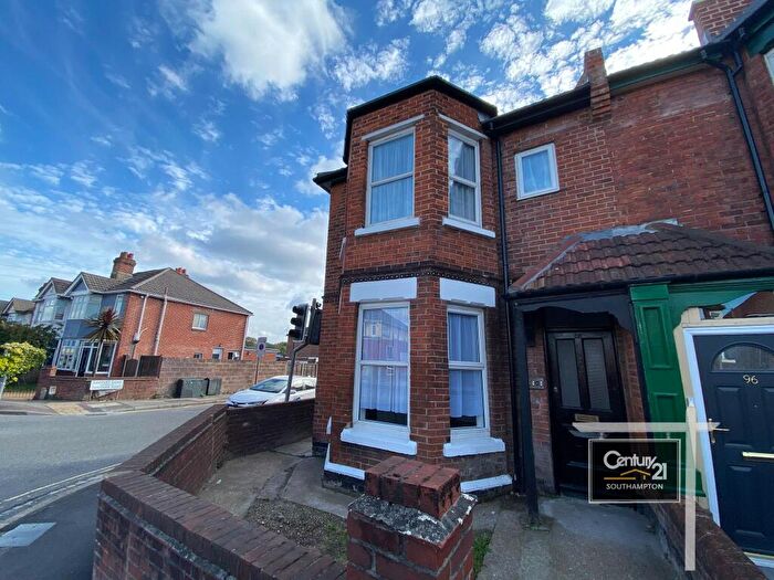 Studio To Rent In |Ref: |, Bitterne Road West, Southampton, SO18