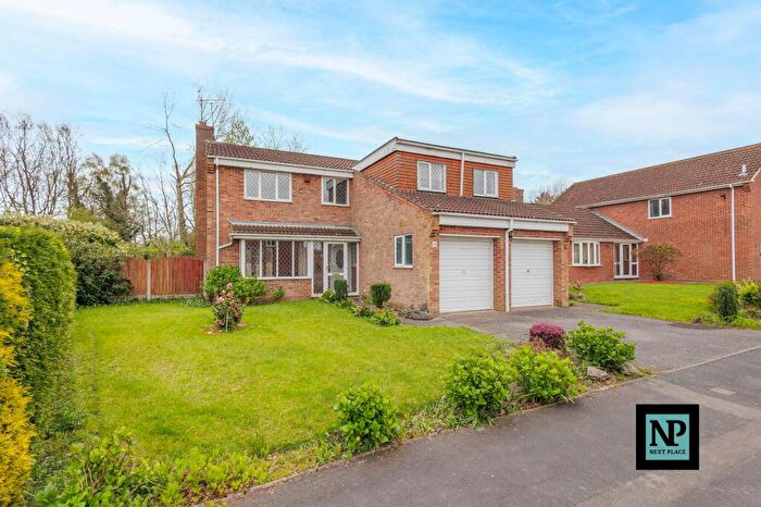 5 Bedroom Detached House For Sale In Carnoustie, Tamworth, B77