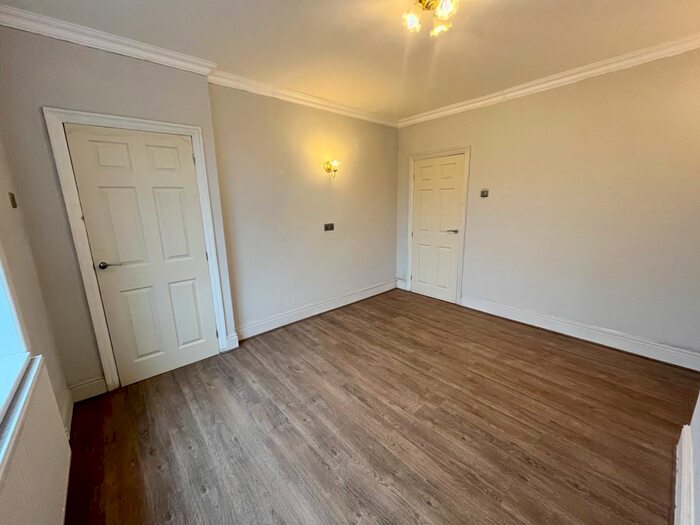 3 Bedroom Property To Rent In Kenley Avenue, Wibsey, Bradford, BD6