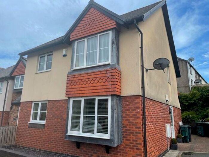 2 Bedroom Apartment To Rent In Pentre Wech, Conwy, LL32