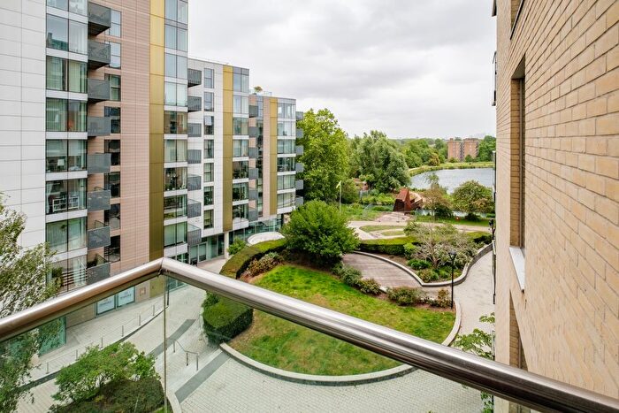 2 Bedroom Flat To Rent In Goodchild Road, London, N4