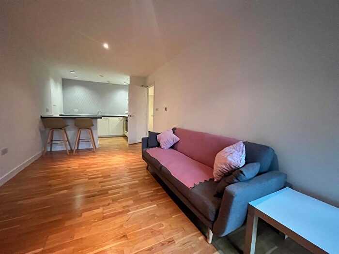 1 Bedroom Flat To Rent In Building, Rice Street, Castlefield, M3