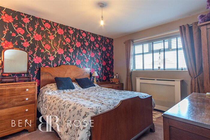 3 Bedroom Detached Bungalow For Sale In Cumberland Avenue, Leyland, PR25