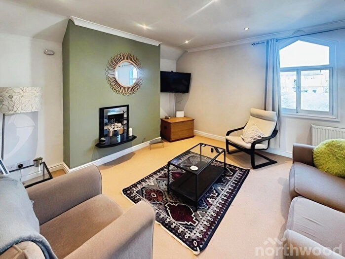 2 Bedroom Flat To Rent In East Albert Road, Aigburth, Liverpool, L17