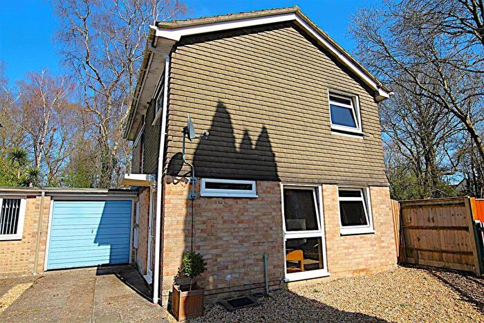 3 Bedroom Detached House For Sale In Denbigh Close, Eastleigh, SO50