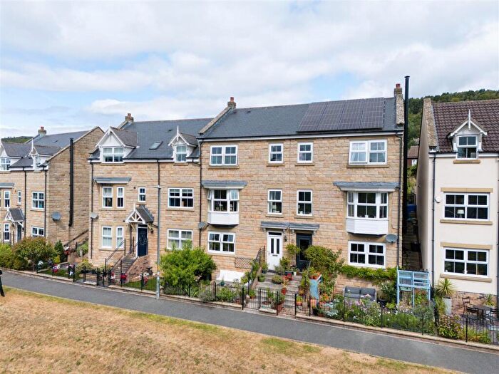 4 Bedroom Town House For Sale In Whitton View, Rothbury, Morpeth, NE65