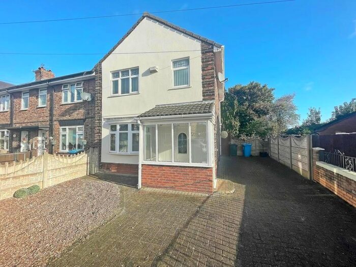 3 Bedroom End Of Terrace House For Sale In Blackburne Avenue, Widnes, WA8