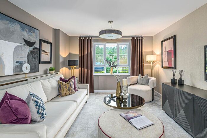4 Bedroom Detached House For Sale In Bannerman Cruick, Edinburgh, EH17