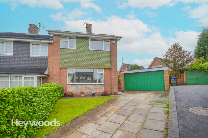 3 Bedroom Semi-Detached House To Rent In Durham Grove, Clayton, Newcastle-under-Lyme, ST5