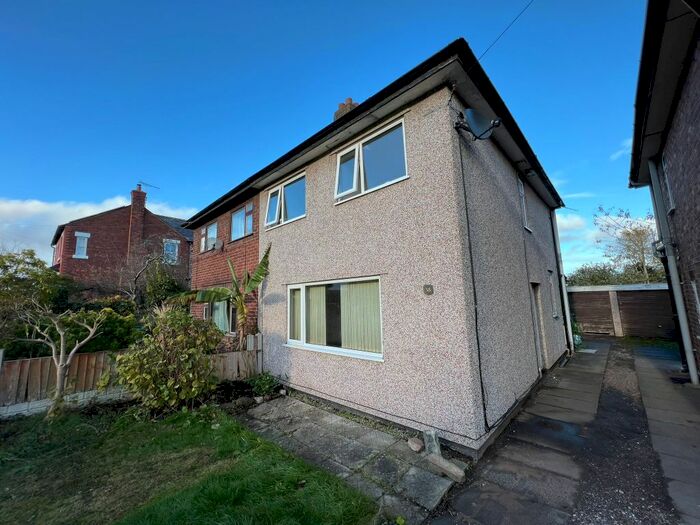 3 Bedroom Property To Rent In Hillside Road, Frodsham, WA6