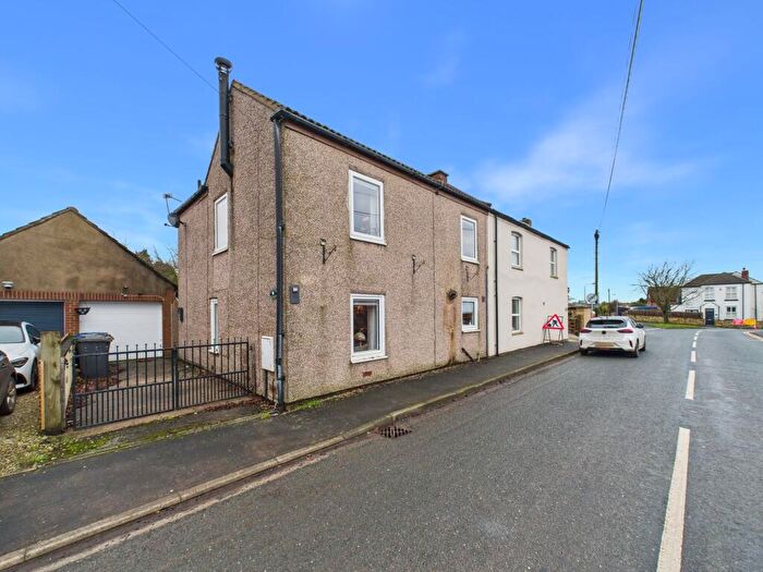 2 Bedroom Semi Detached House For Sale In Beal Lane, Beal, DN14