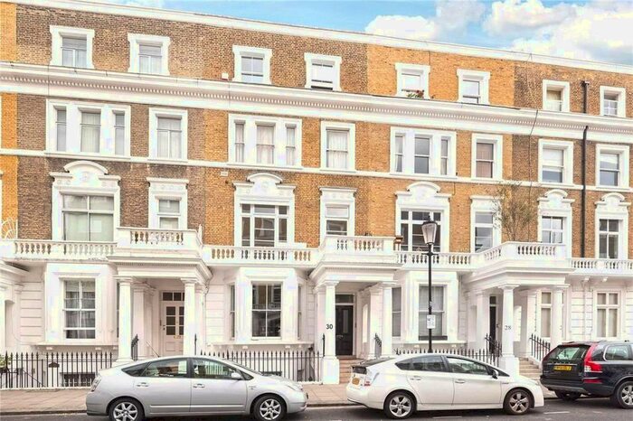 2 Bedroom Flat To Rent In Nevern Place, London, SW5