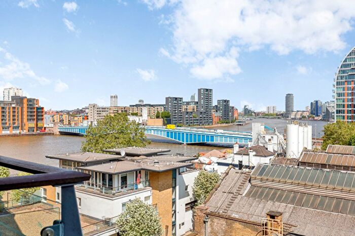 2 Bedroom Property For Sale In Dolphin House, Smugglers Way, SW18
