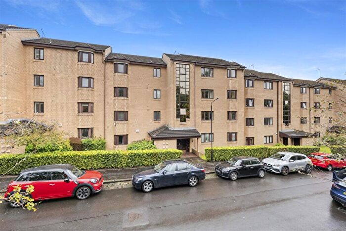 2 Bedroom Flat For Sale In Flat Addison Road, Kelvinside, G12