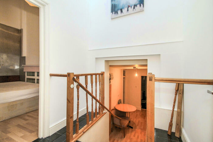 2 Bedroom Flat To Rent In Caledonian Road, Islington, N1