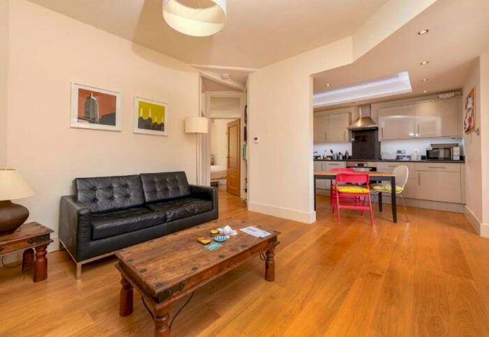 2 Bedroom Flat To Rent In Judd Street, London, WC1H
