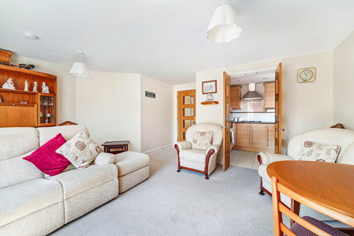1 Bedroom Retirement Property For Sale In Waterloo Road, Epsom, KT19