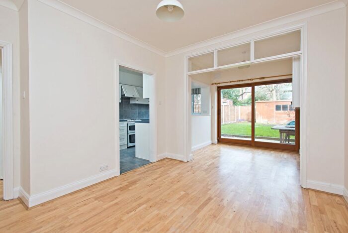 4 Bedroom Detached House To Rent In Richmond Road, London, SW20