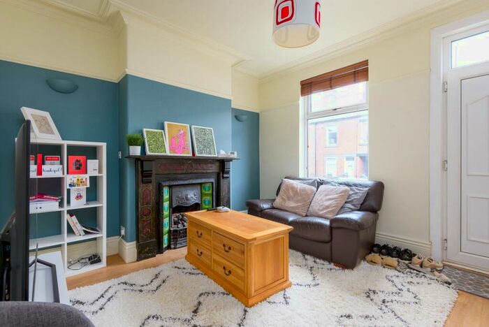 3 Bedroom Terraced House For Sale In Slate Street, Sheffield, S2