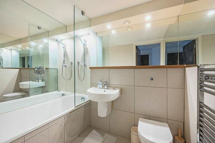 1 Bedroom Flat To Rent In Candy Wharf, Tower Hamlets, London, E3