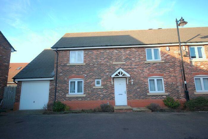 3 Bedroom Semi-Detached House To Rent In Chipchase Mews, Great Park, NE3