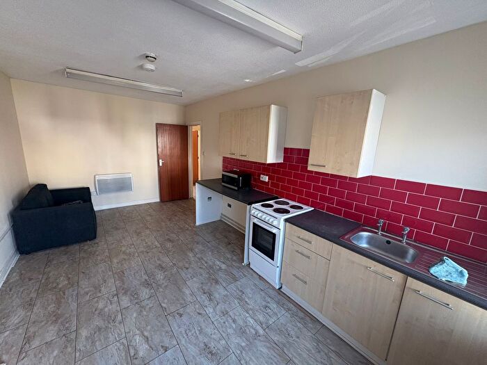 1 Bedroom Flat To Rent In Woodfield Street, Morriston, Swansea, SA6