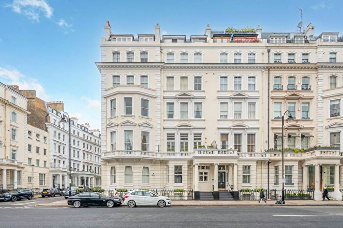 2 Bedroom Flat To Rent In Cornwall Gardens, South Kensington, London, SW7