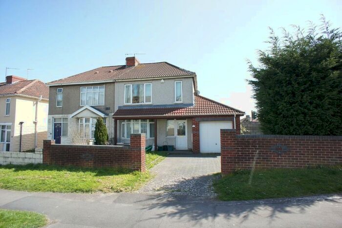4 Bedroom Semi-Detached House To Rent In Station Road, Filton, Bristol, BS34