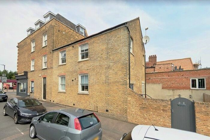 1 Bedroom Flat To Rent In Durnsford Road, London, SW19