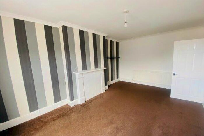 1 Bedroom Flat To Rent In Eastbank Street, Southport, PR8