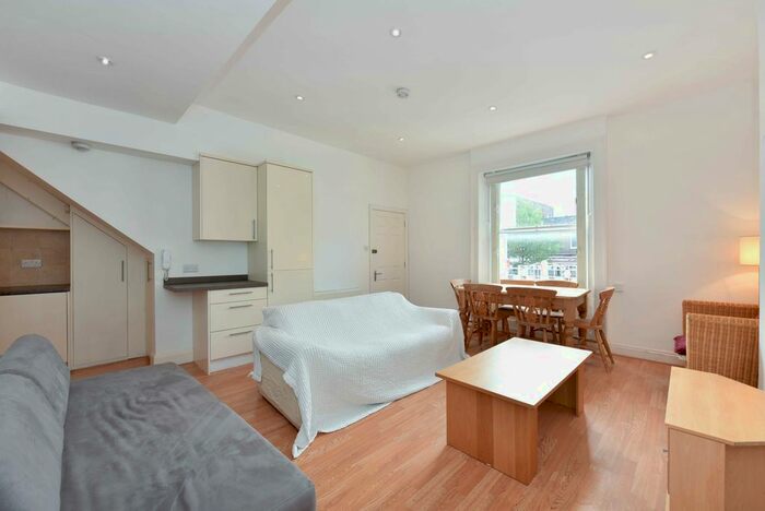 1 Bedroom Flat To Rent In King Street, W6