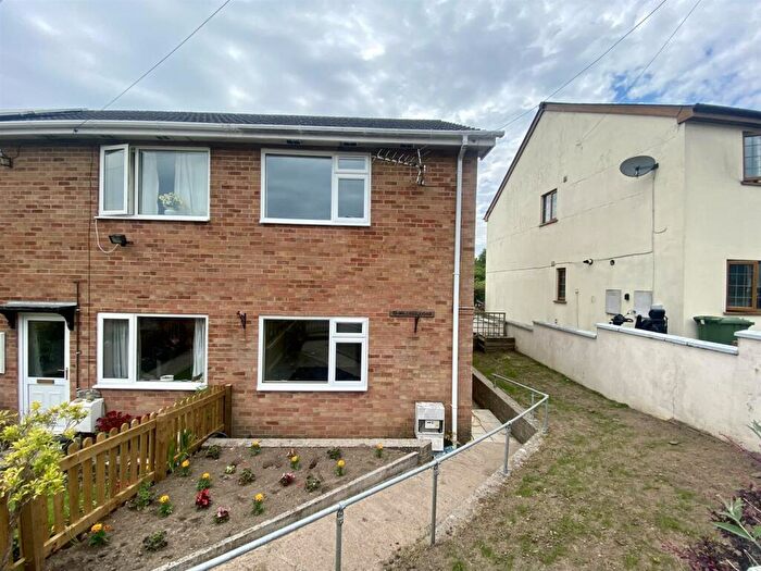 2 Bedroom End Of Terrace House To Rent In Hillside Road, Drybrook, GL17