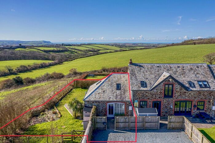 1 Bedroom Barn Conversion For Sale In Stratton, Bude, EX23