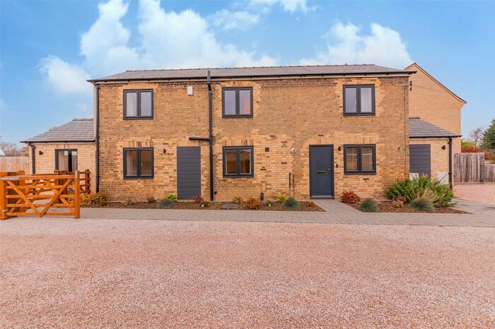 2 Bedroom Detached House To Rent In High Street, Landbeach, Cambridge, CB25