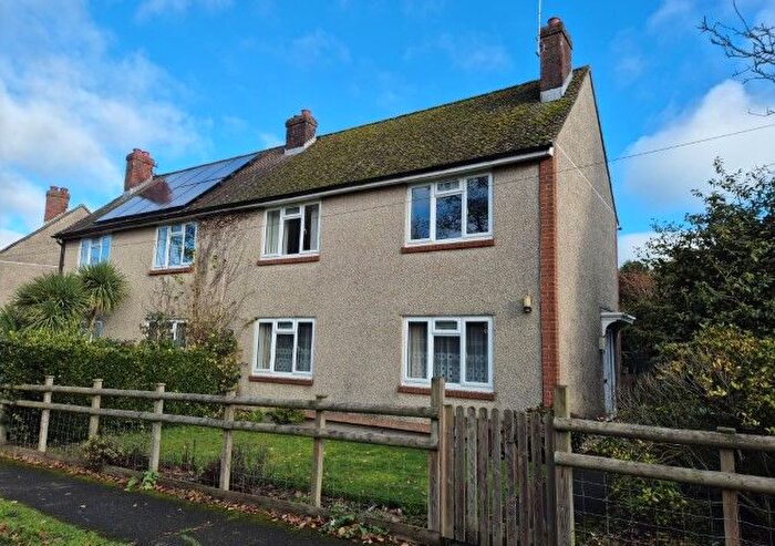 3 Bedroom Semi Detached House For Sale In Windmill Fields, East Worldham, Alton, Hampshire, GU34