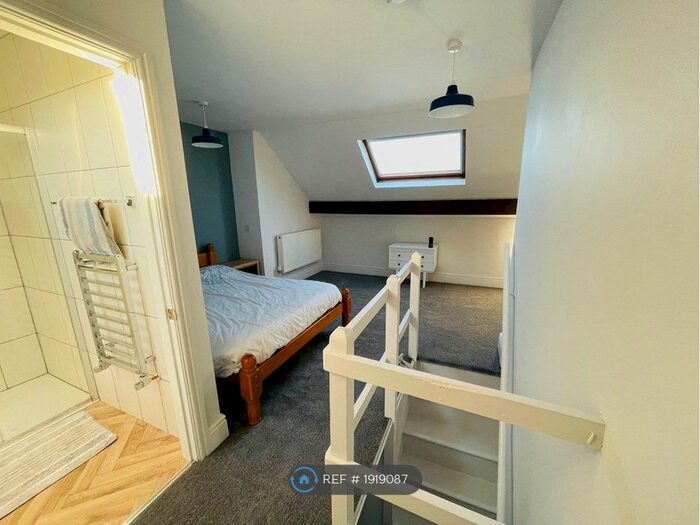 3 Bedroom Terraced House To Rent In Olive Grove Road, Sheffield, S2