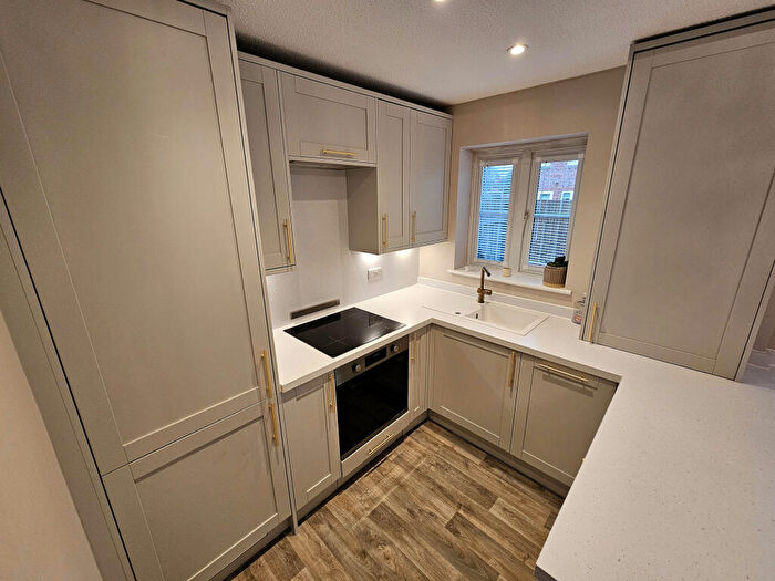 2 Bedroom Mews For Sale In Crowmere Close, Cuddington, Northwich, Cheshire, CW8
