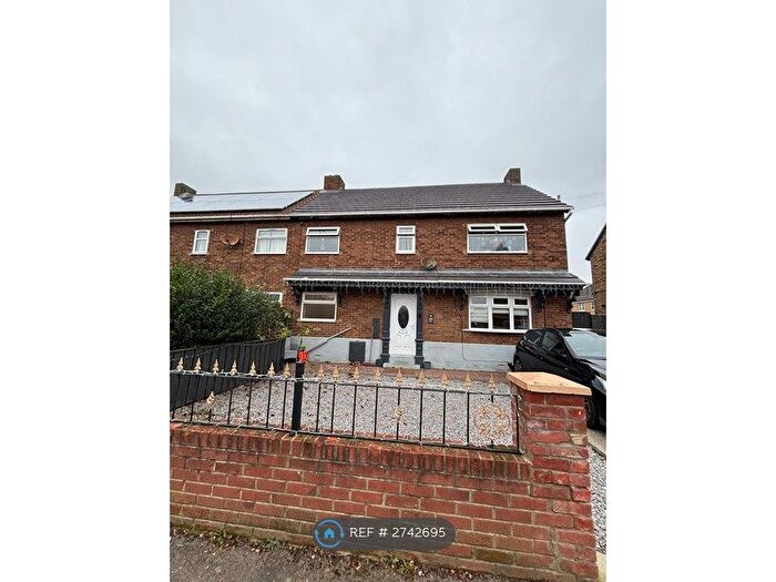 4 Bedroom Semi-detached House To Rent In Redcar Road, Thornaby, Stockton-On-Tees, TS17