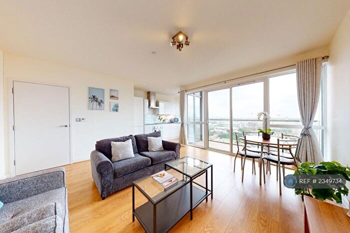 1 Bedroom Flat To Rent In Panoramic Tower, London, E14