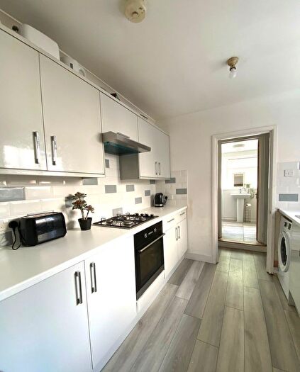 4 Bedroom Property To Rent In Northcote Road, Southampton, SO17