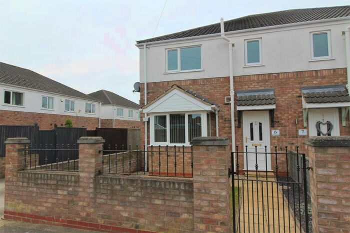 3 Bedroom Semi-Detached House To Rent In Taylors Court, Wendover Rise, Cleethorpes, South Humberside, DN35