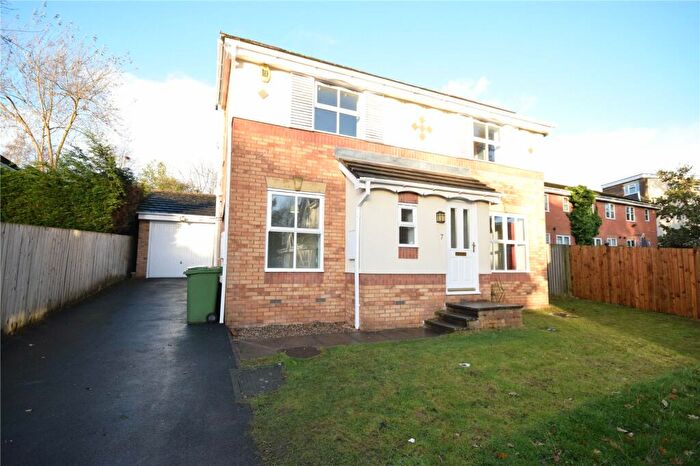 3 Bedroom Detached House To Rent In Tall Trees, Leeds, West Yorkshire, LS17