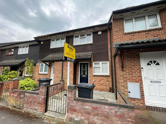 2 Bedroom Terraced House To Rent In Amanda Close, Chigwell, IG7