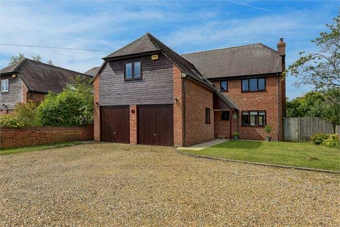5 Bedroom Detached House For Sale In High Street, Westcott, Buckinghamshire., HP18