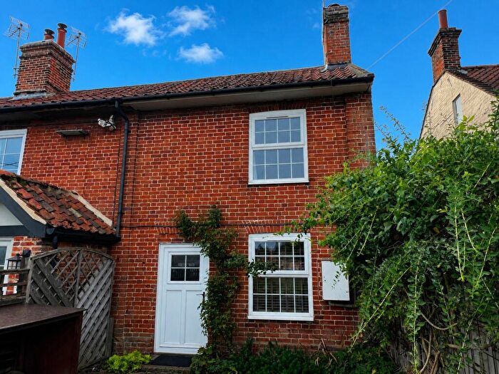 2 Bedroom Character Property For Sale In The Green, Aldborough, Norwich, NR11