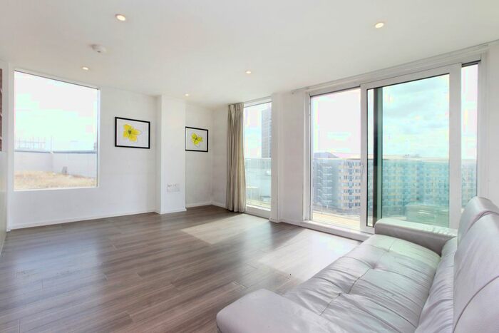 2 Bedroom Flat To Rent In Aurora Apartments, Buckhold Road, Wandsworth, London, SW18