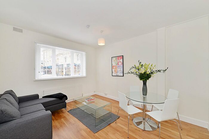2 Bedroom Flat To Rent In Ranelagh Gardens Mansions, Ranelagh Gardens, London, SW6