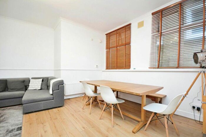 2 Bedroom Flat To Rent In Albion Street, Broadstairs, CT10