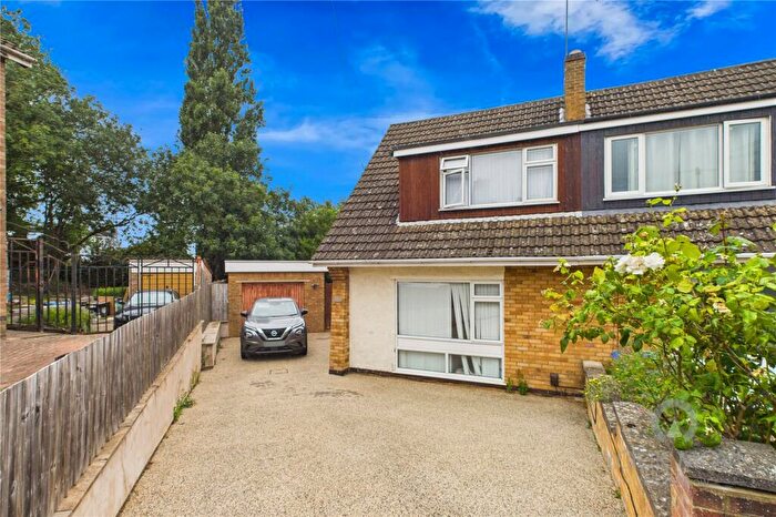 3 Bedroom Semi-Detached House For Sale In Derwent Crescent, Kettering, Northamptonshire, NN16